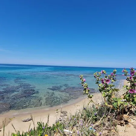 L'onda Marina Penzion 4*