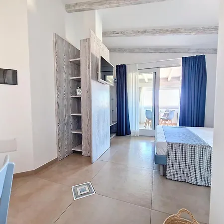 L'onda Marina Πανσιόν